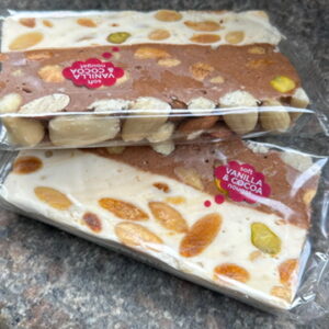 Nougat bar med vanilje og kakao